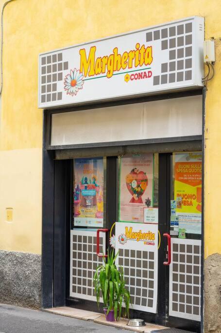 Apartment Artists House In Centre Porta Al Prato Florence